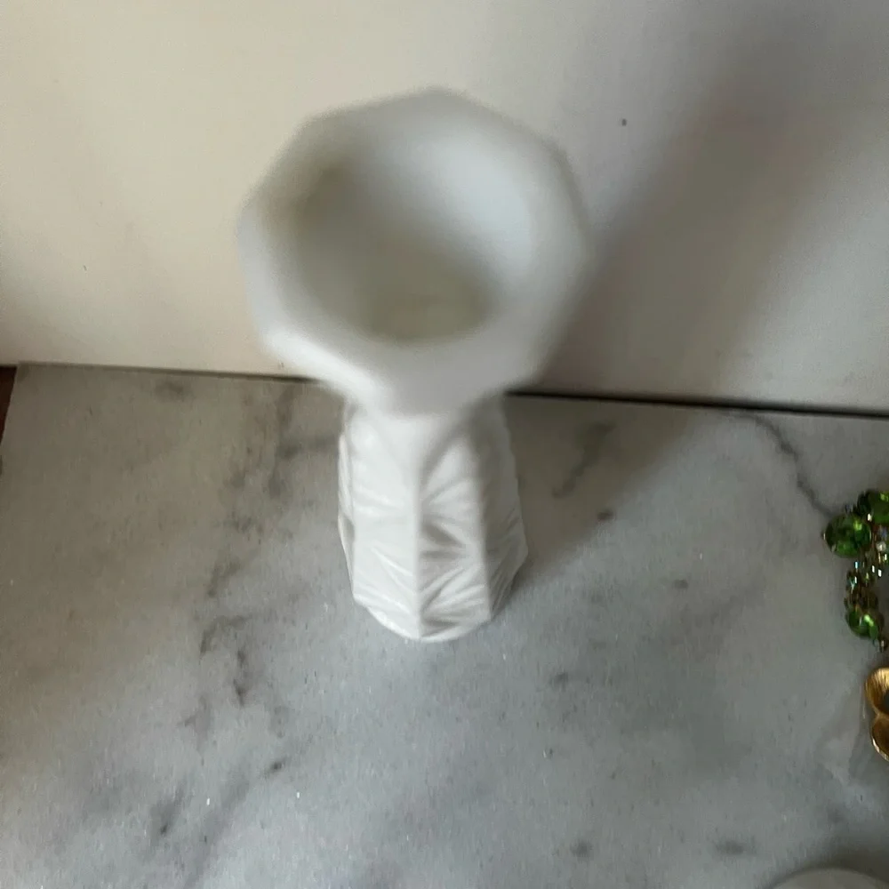 Vintage milk glass Vintage Milk Glass Snowflake Bud Vase 8.7”.